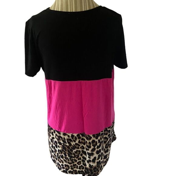 Kim Rogers size large t shirt with sequin pocket accent like new - Picture 2 of 2